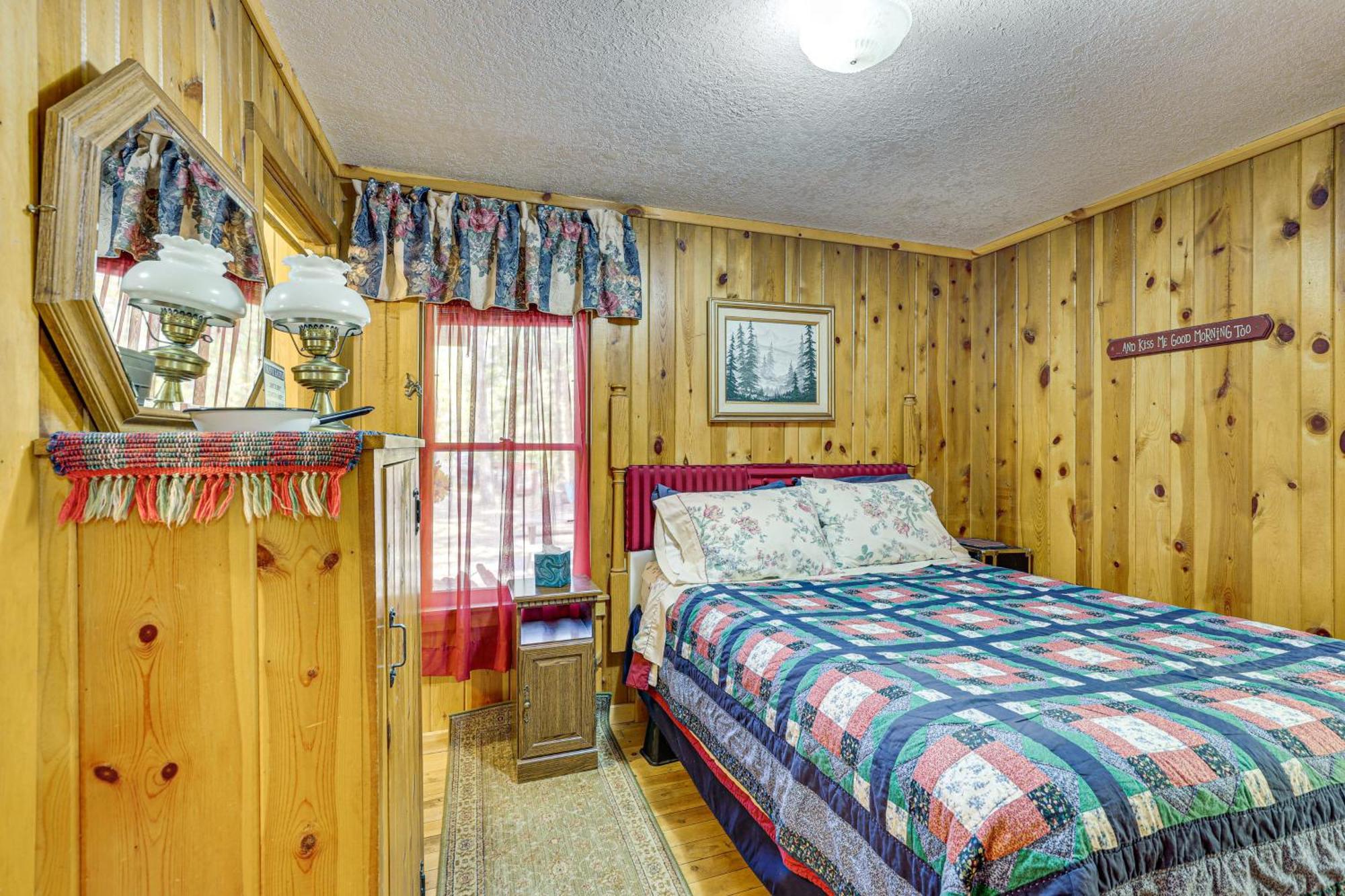 Historic Keystone Cabin Near Mount Rushmore! Kültér fotó